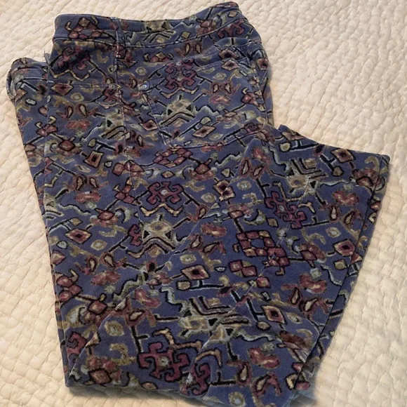 Anthropologie Corduroy Jeans - Blue and Pink Pattern, chic and fun! Size 30🌸 - Picture 2 of 6